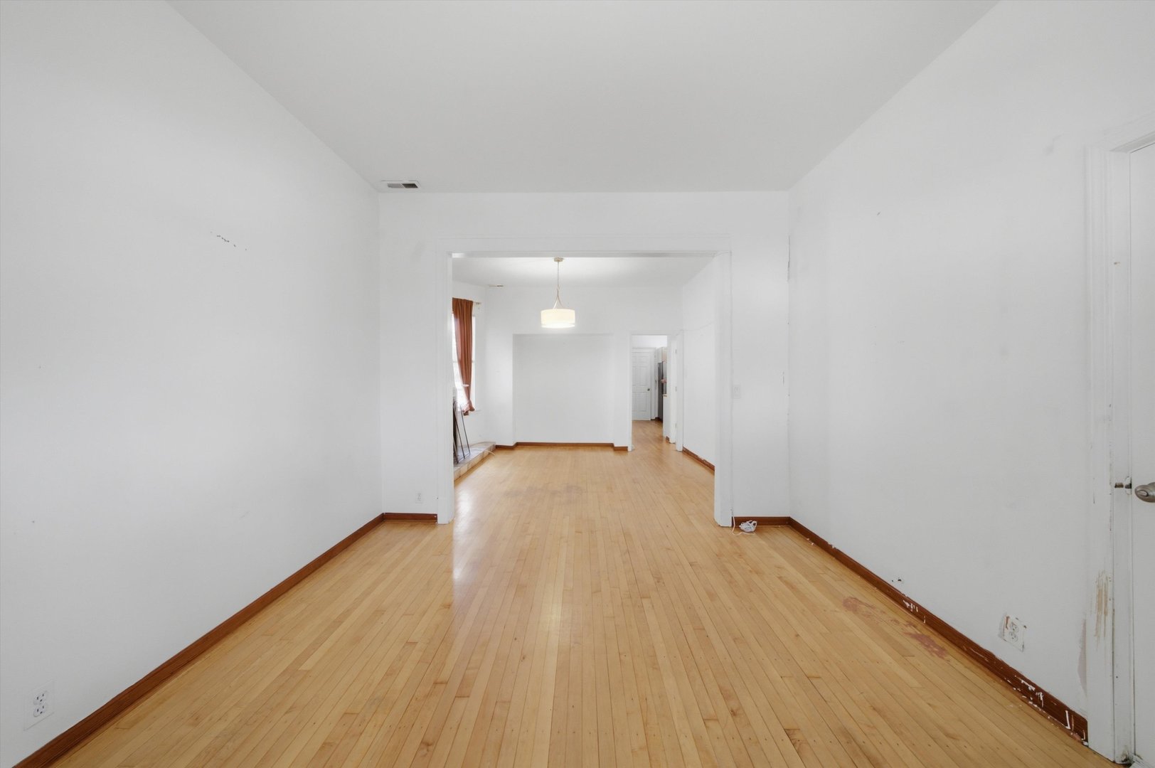 4823 W Grace Street Property Photo 11
