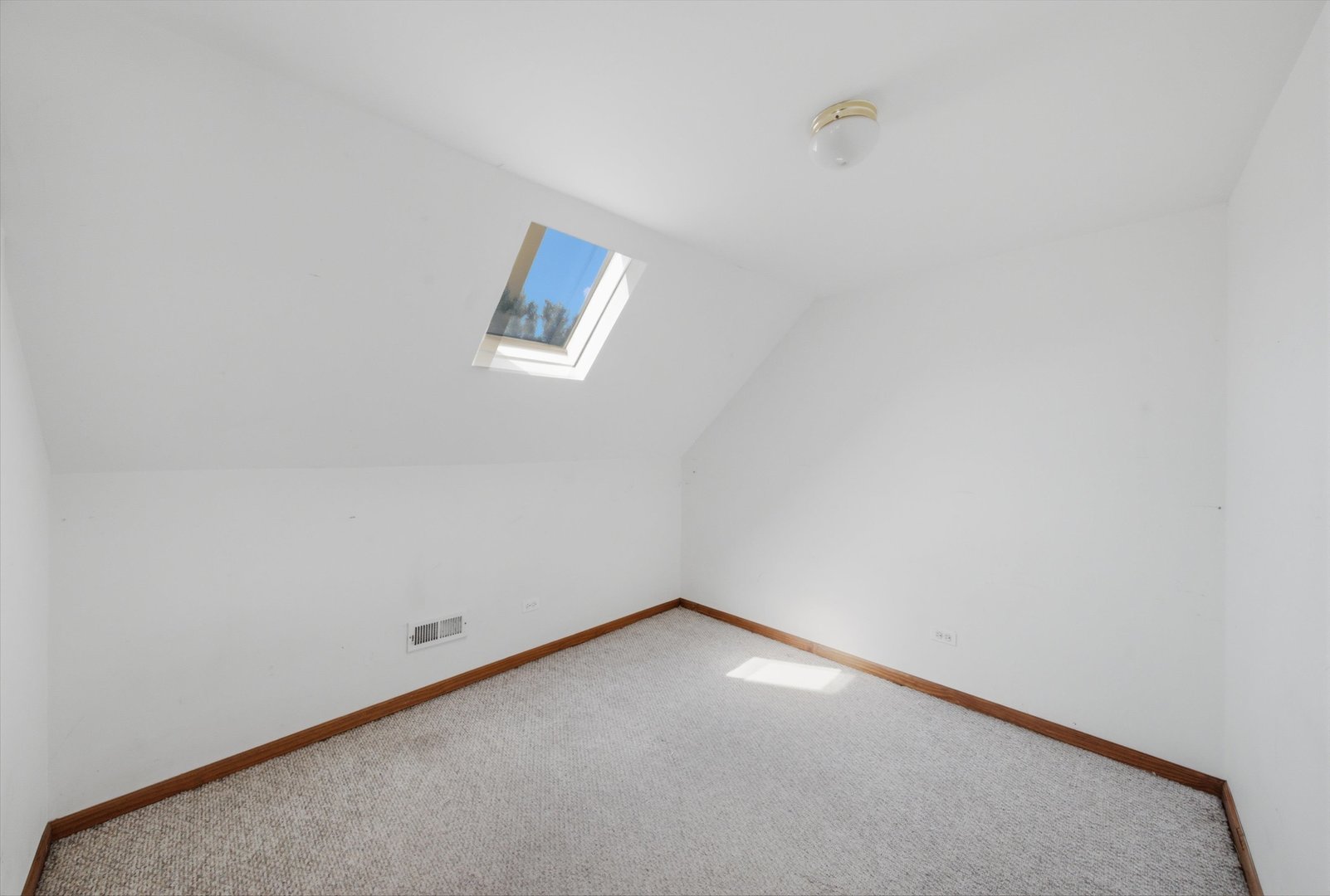 4823 W Grace Street Property Photo 36
