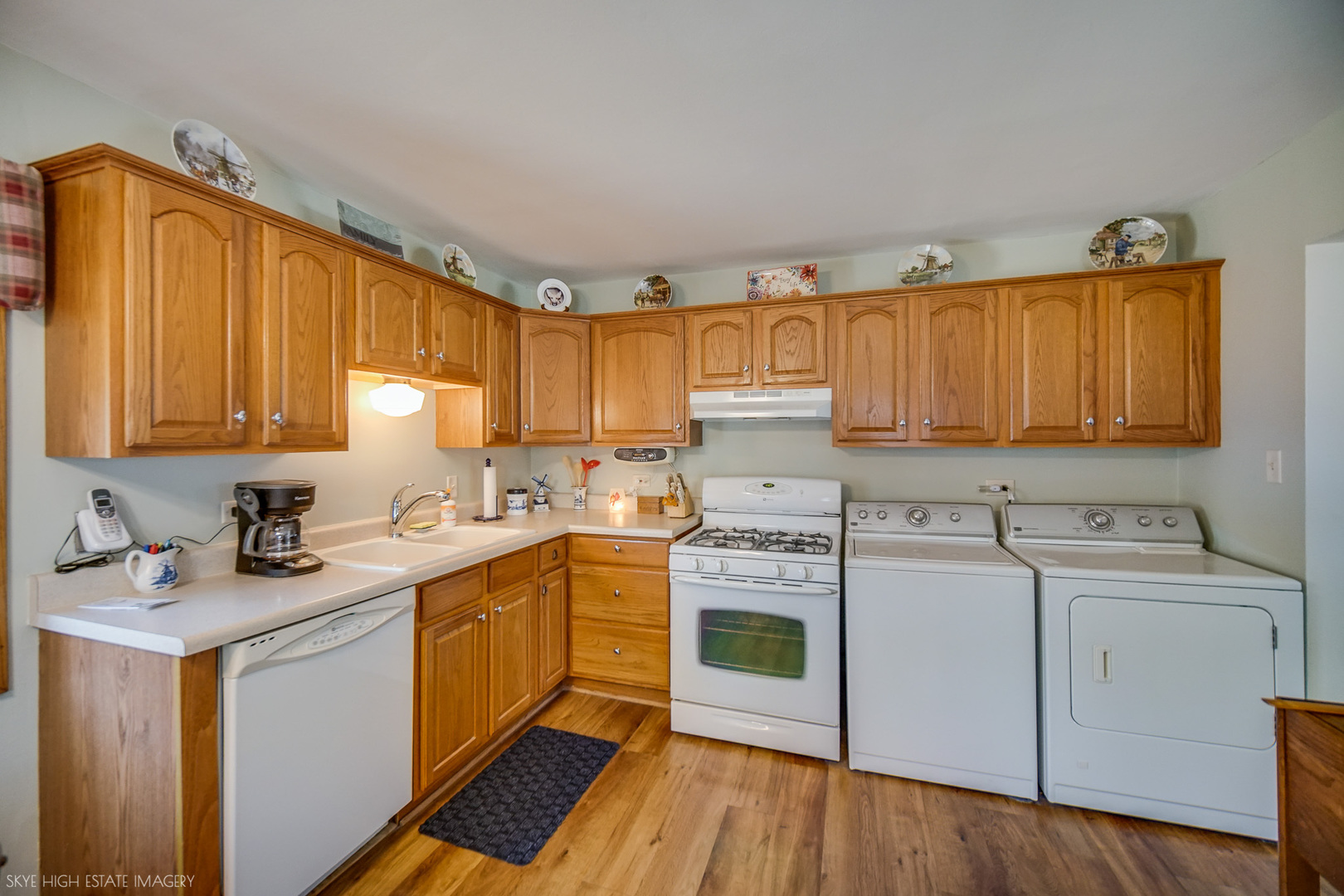 8724 Cranbrook Lane Property Photo 4