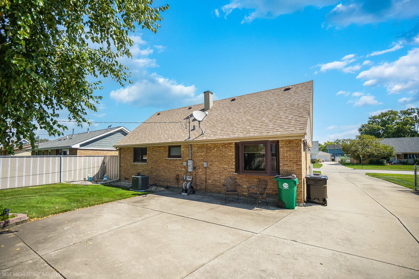 8724 Cranbrook Lane Property Photo 13