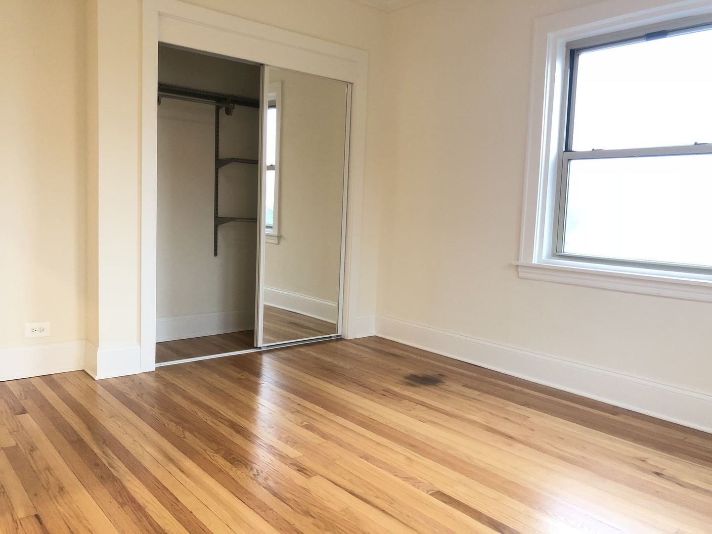 5330 N Kenmore Avenue 4e Property Photo 8