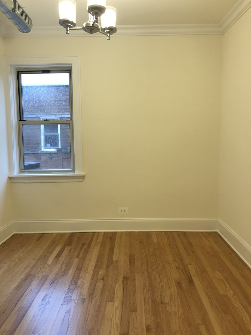5330 N Kenmore Avenue 4e Property Photo 9