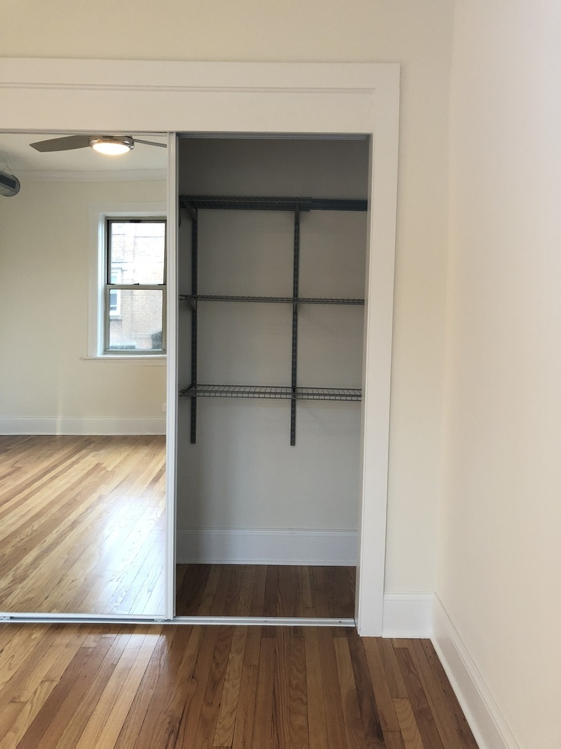 5330 N Kenmore Avenue 4e Property Photo 18