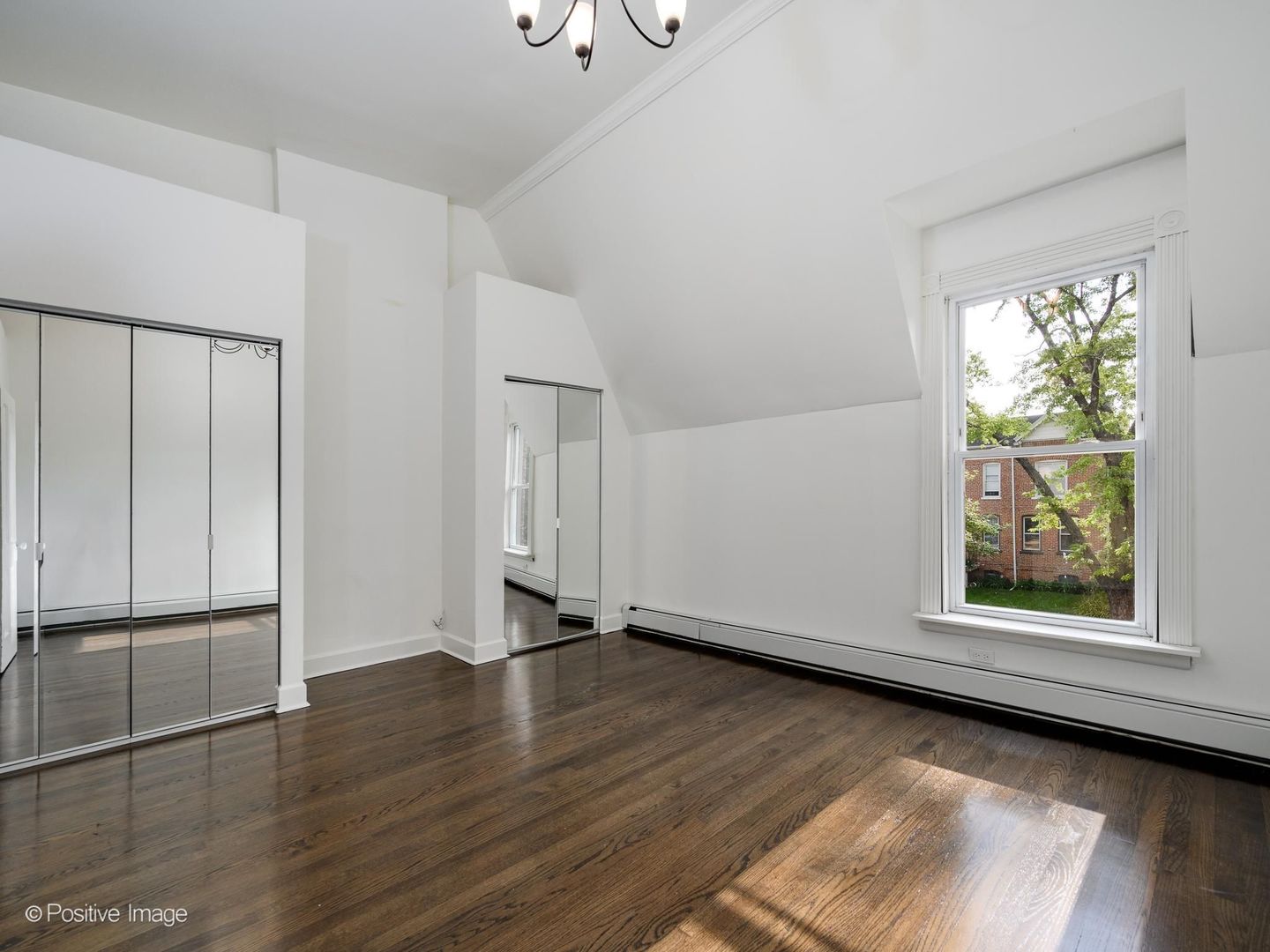 11334 S Saint Lawrence Avenue Property Photo 12