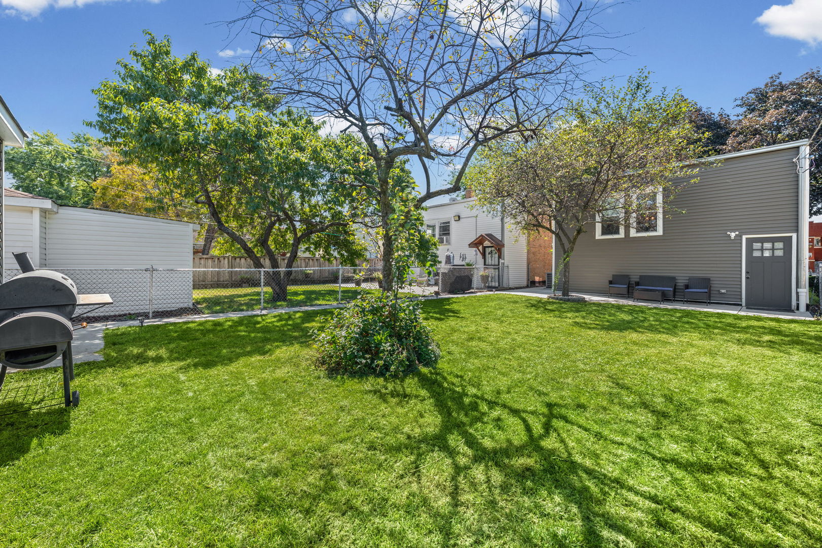 2625 Cuyler Avenue Property Photo 19