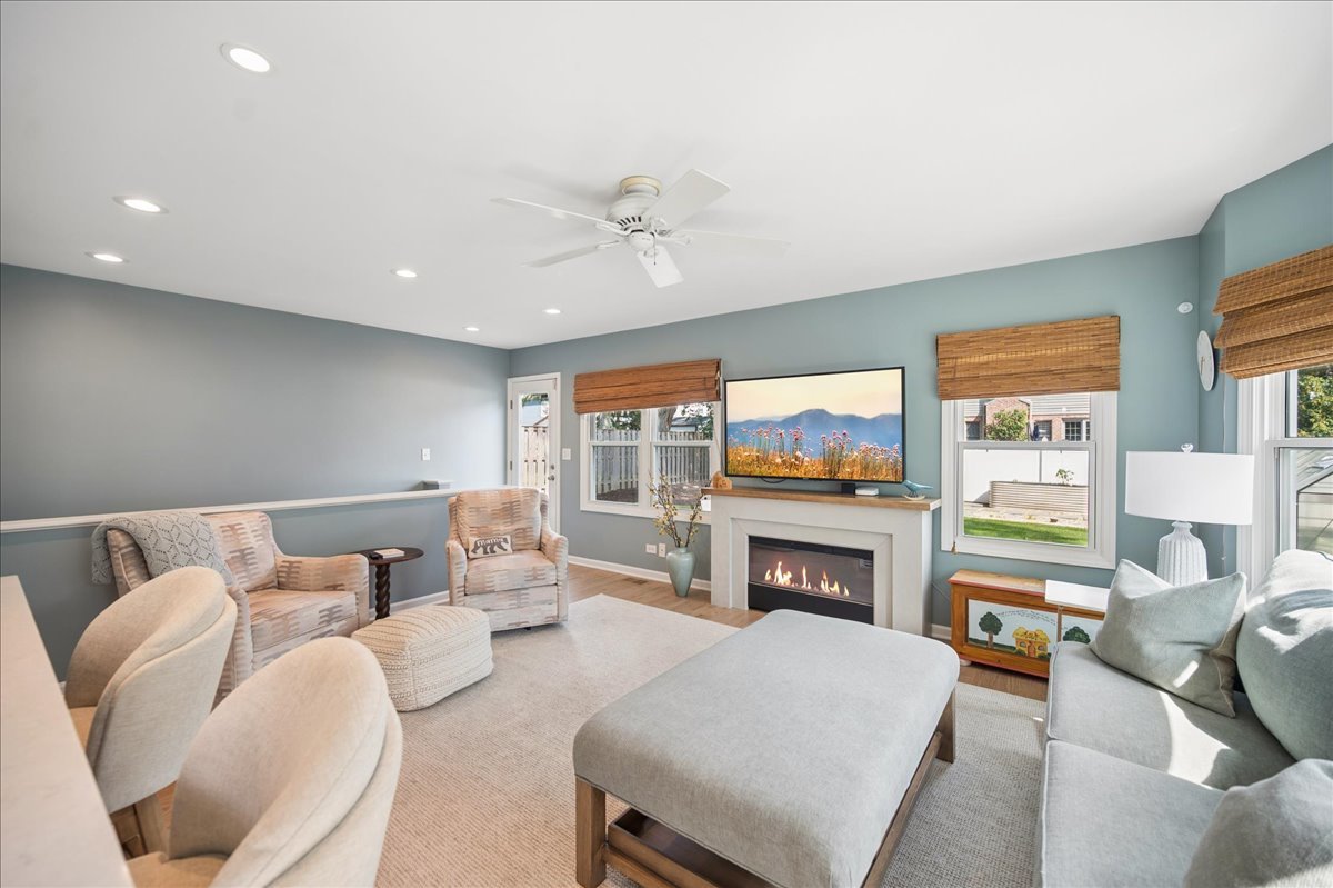 1105 Blackthorn Lane Property Photo 10