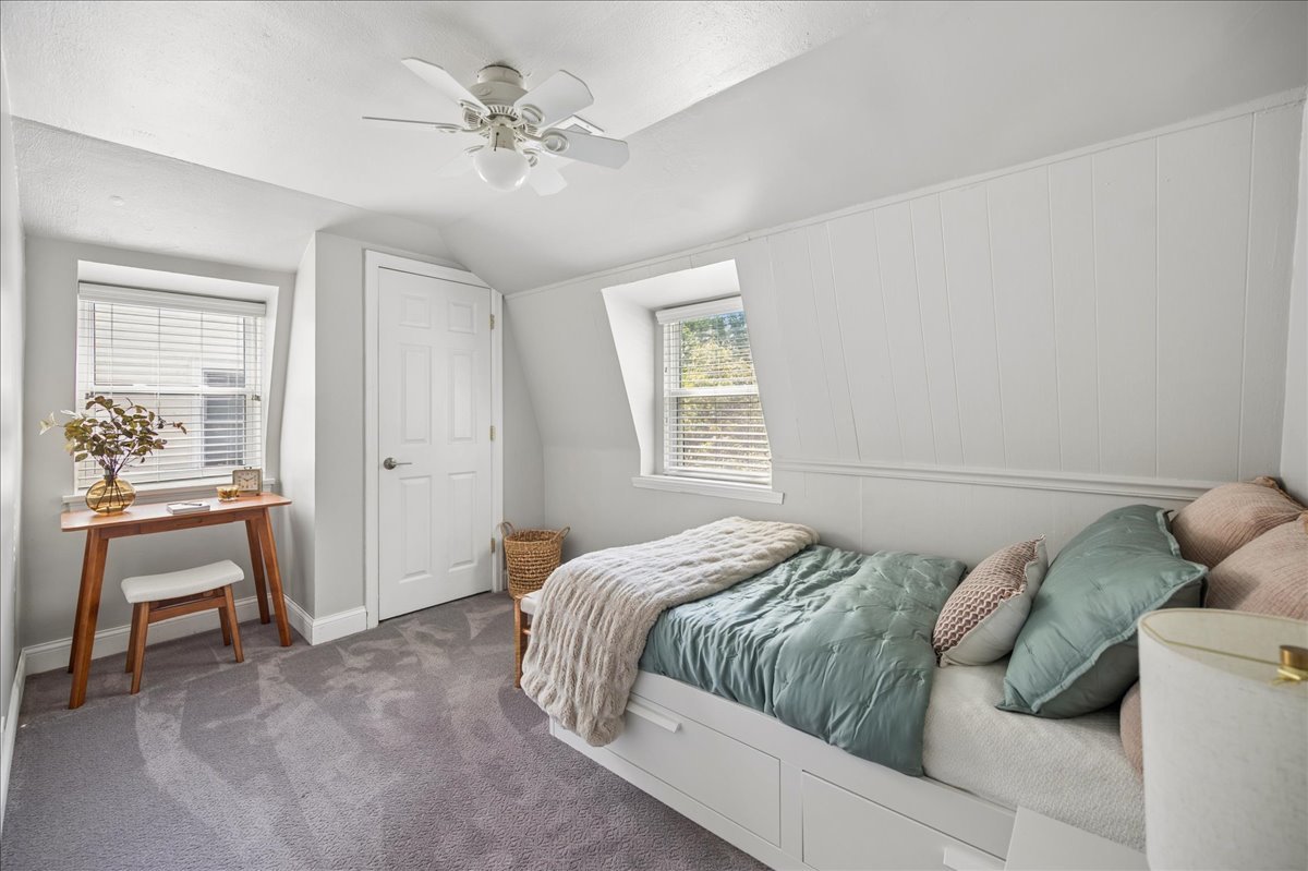 1105 Blackthorn Lane Property Photo 17