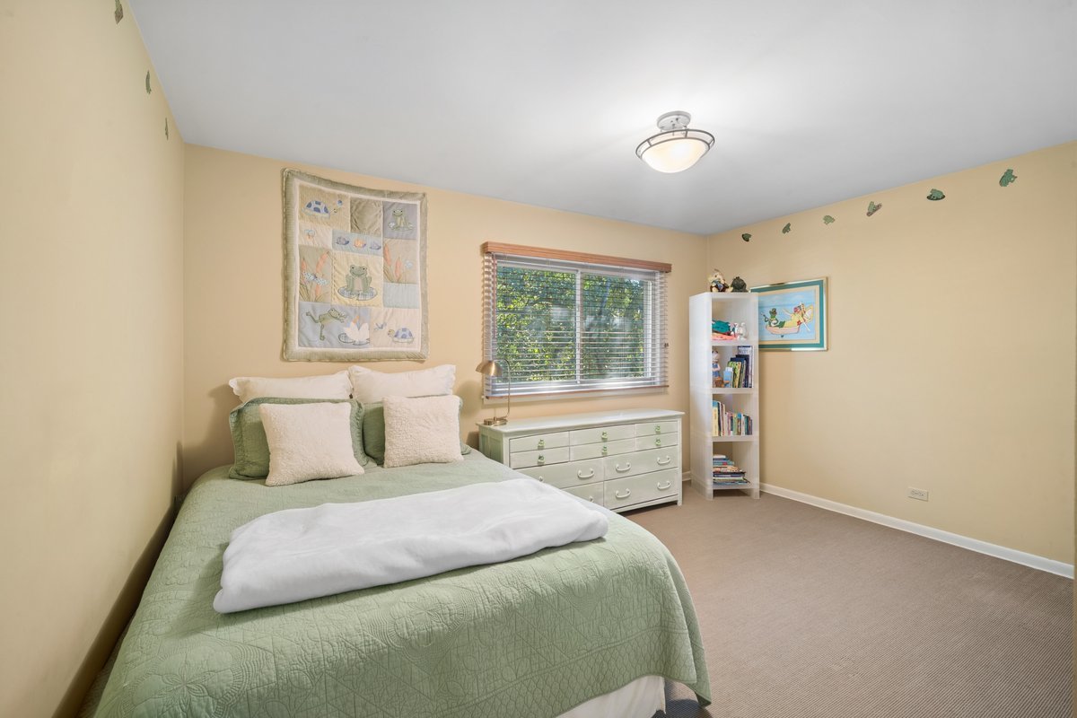 358 Hastings Avenue Property Photo 15