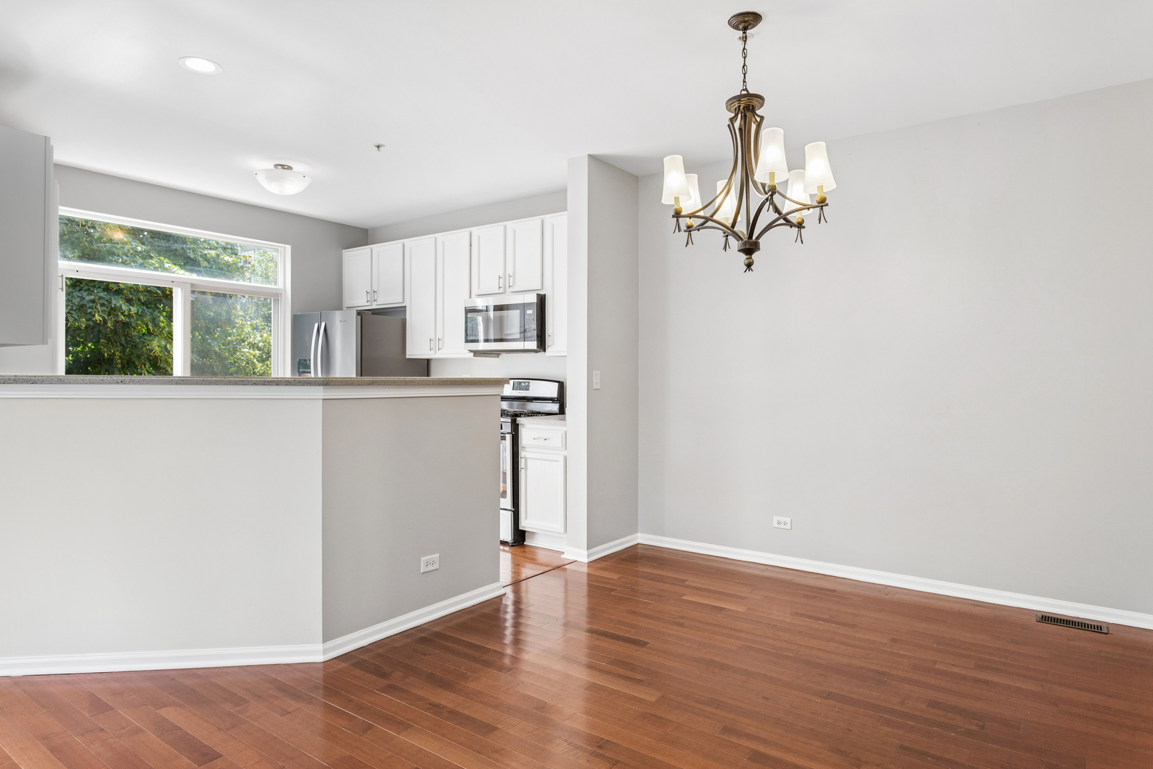 135 Tanglewood Drive Property Photo 10