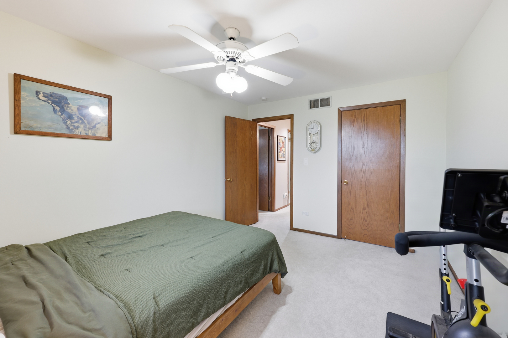 821 Oakton Street 104 Property Photo 25