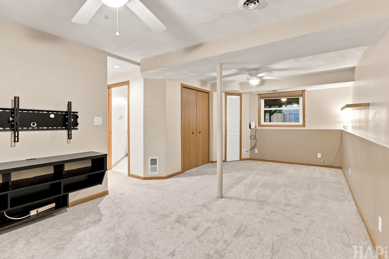 38270 N North Shore Avenue Property Photo 14
