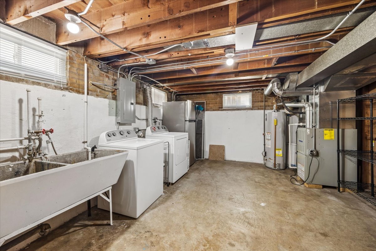 1871 Hawthorne Avenue Property Photo 18