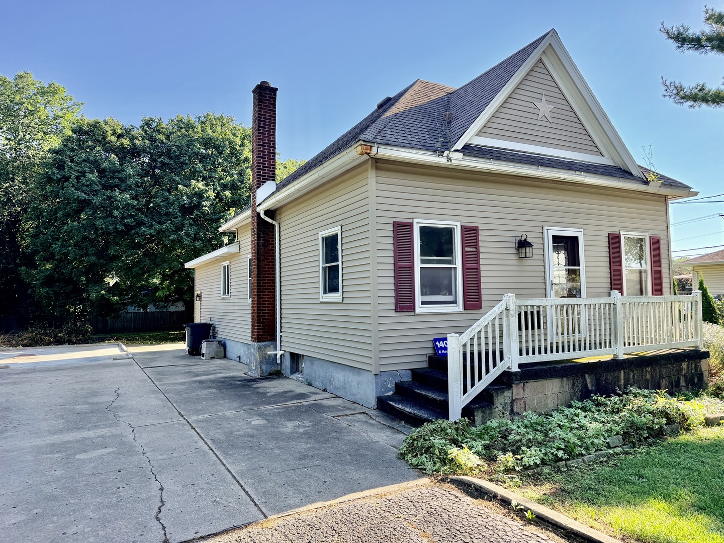 1405 E Kent Street Property Photo 2