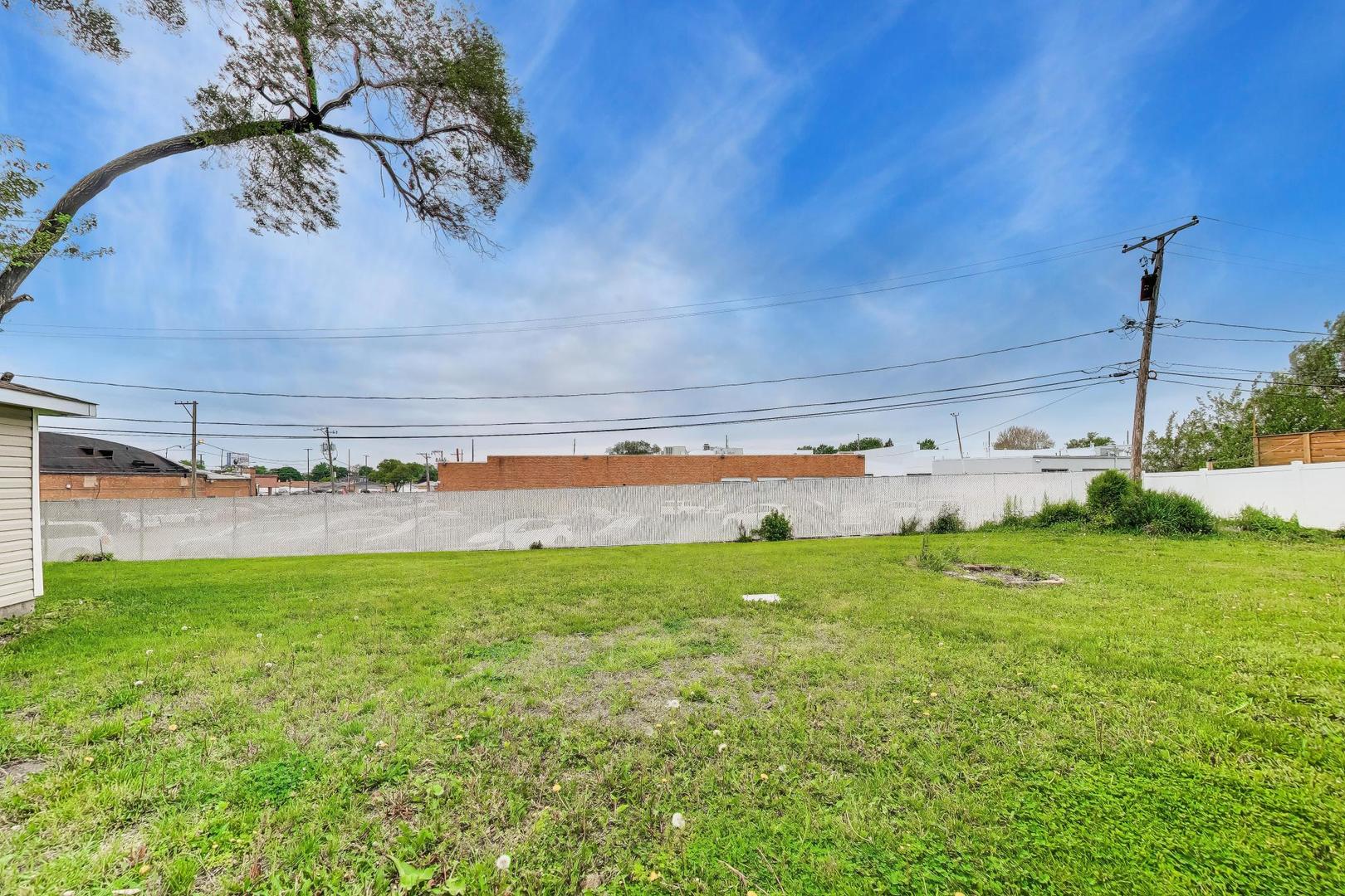 10128 Parke Avenue Property Photo 37