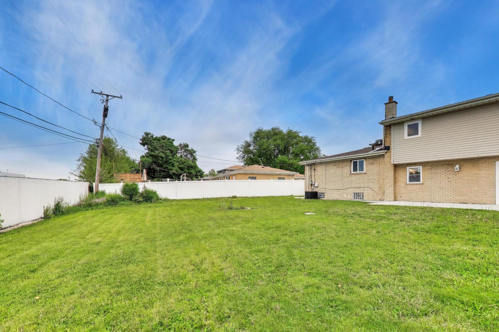 10128 Parke Avenue Property Photo 38