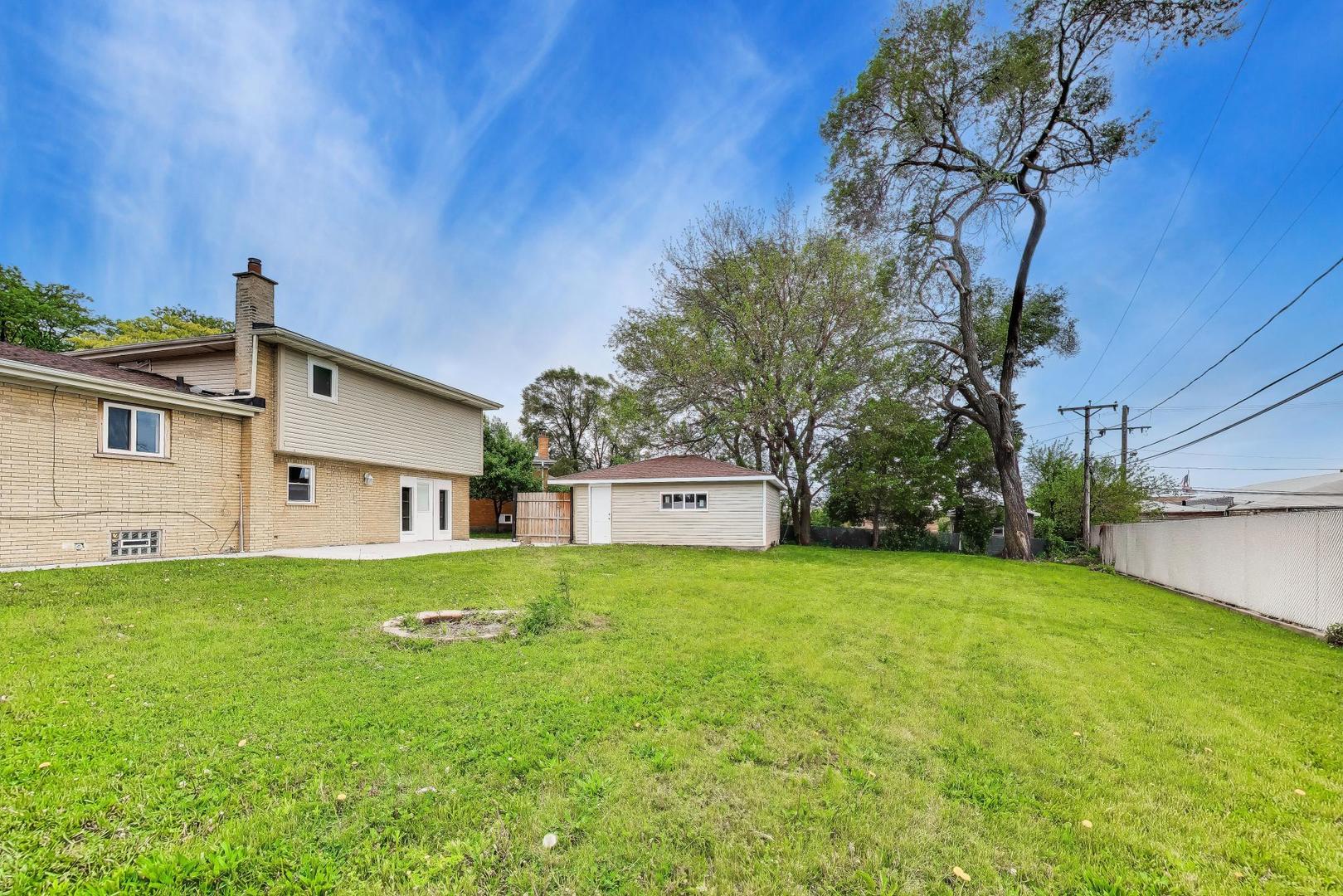 10128 Parke Avenue Property Photo 39