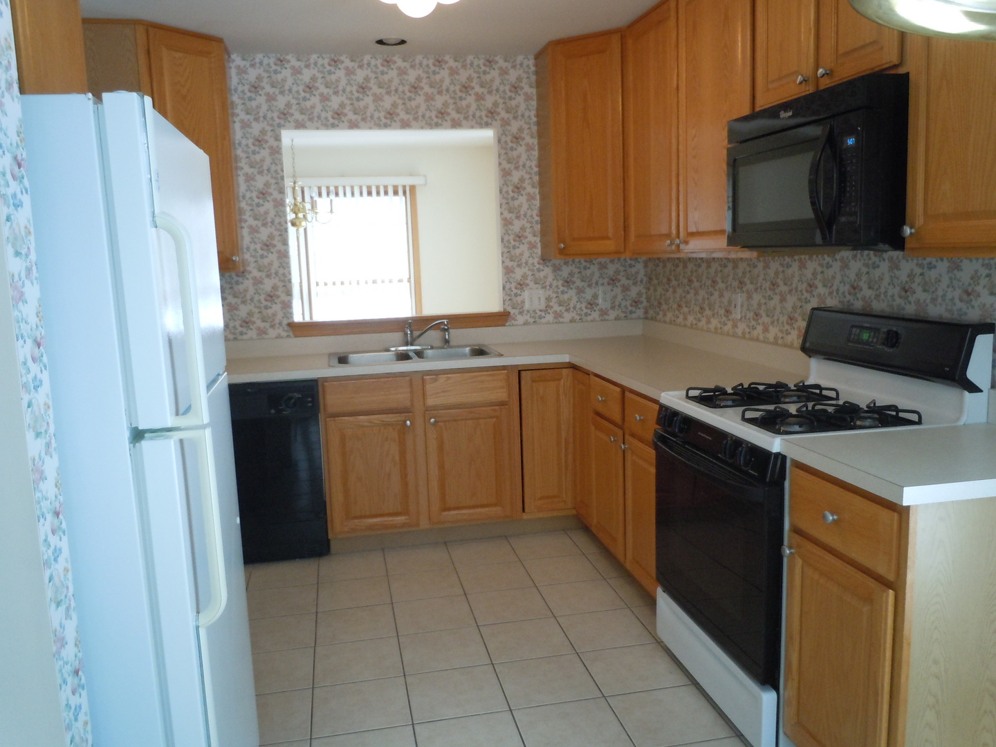 12748902 Property Photo 4