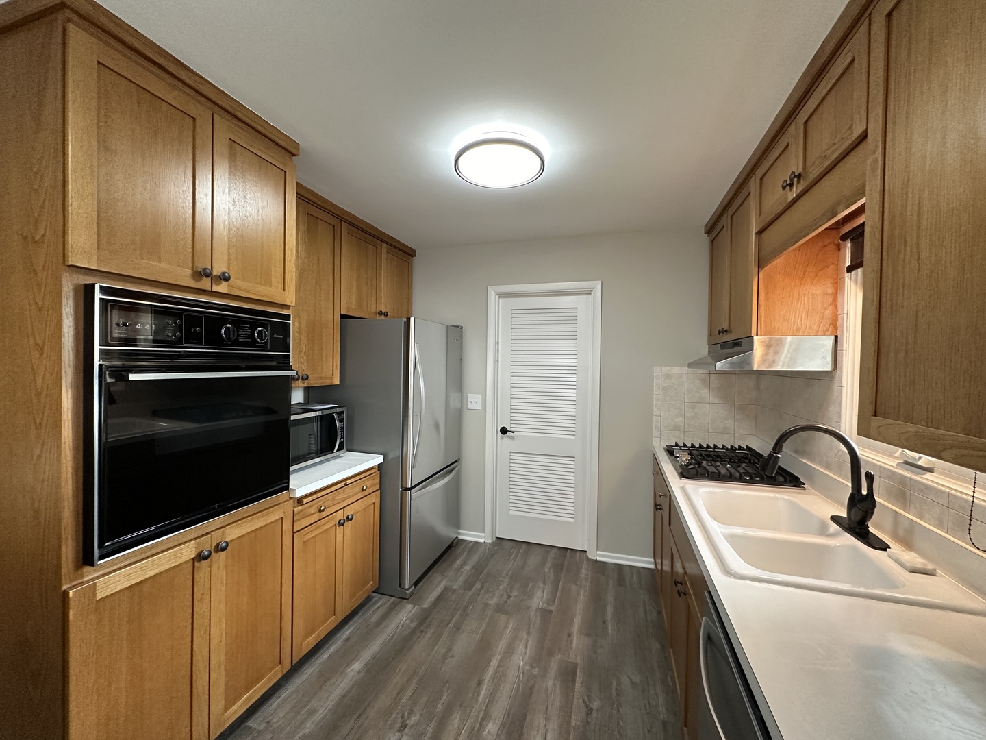 4038 Forest Avenue Property Photo 2