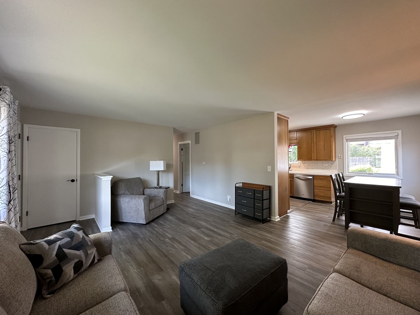 4038 Forest Avenue Property Photo 3