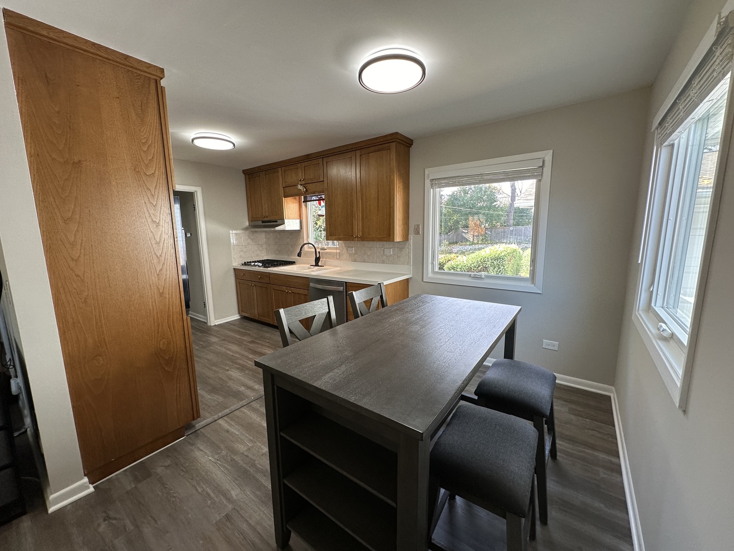 4038 Forest Avenue Property Photo 6