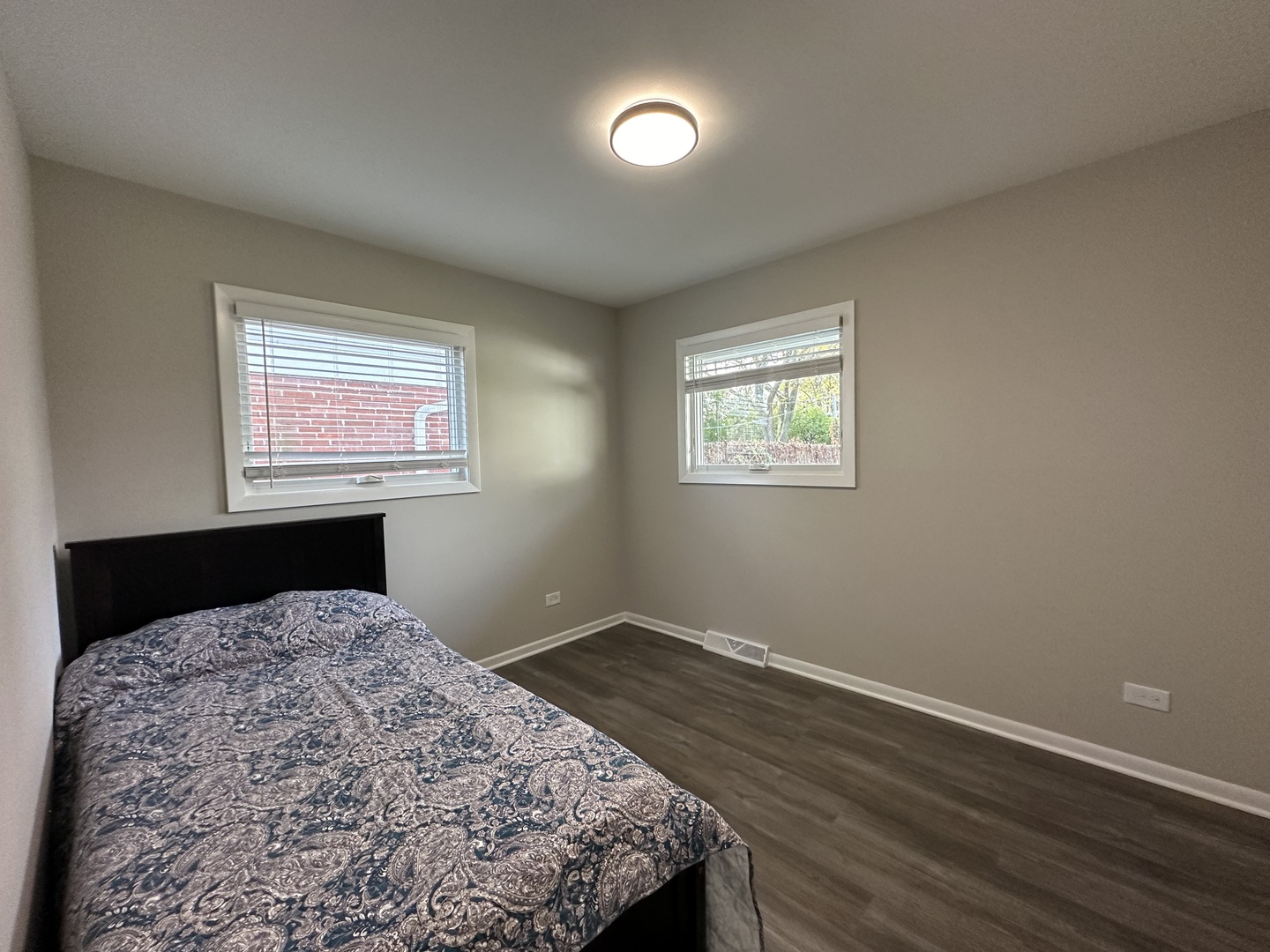 4038 Forest Avenue Property Photo 10