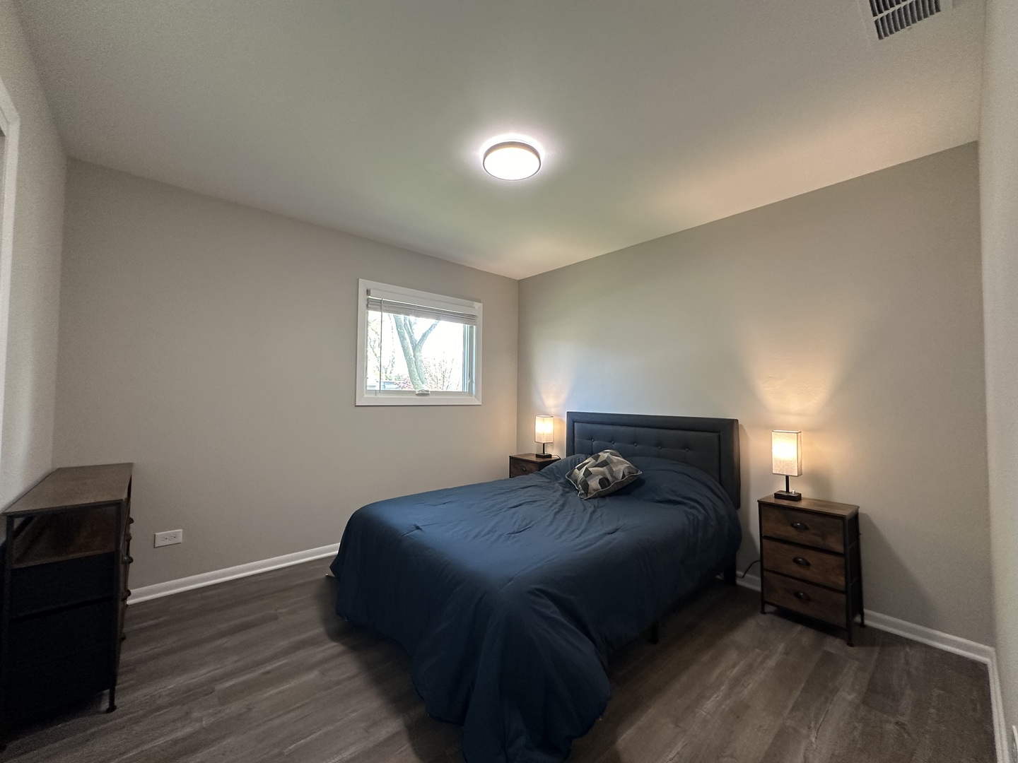 4038 Forest Avenue Property Photo 11