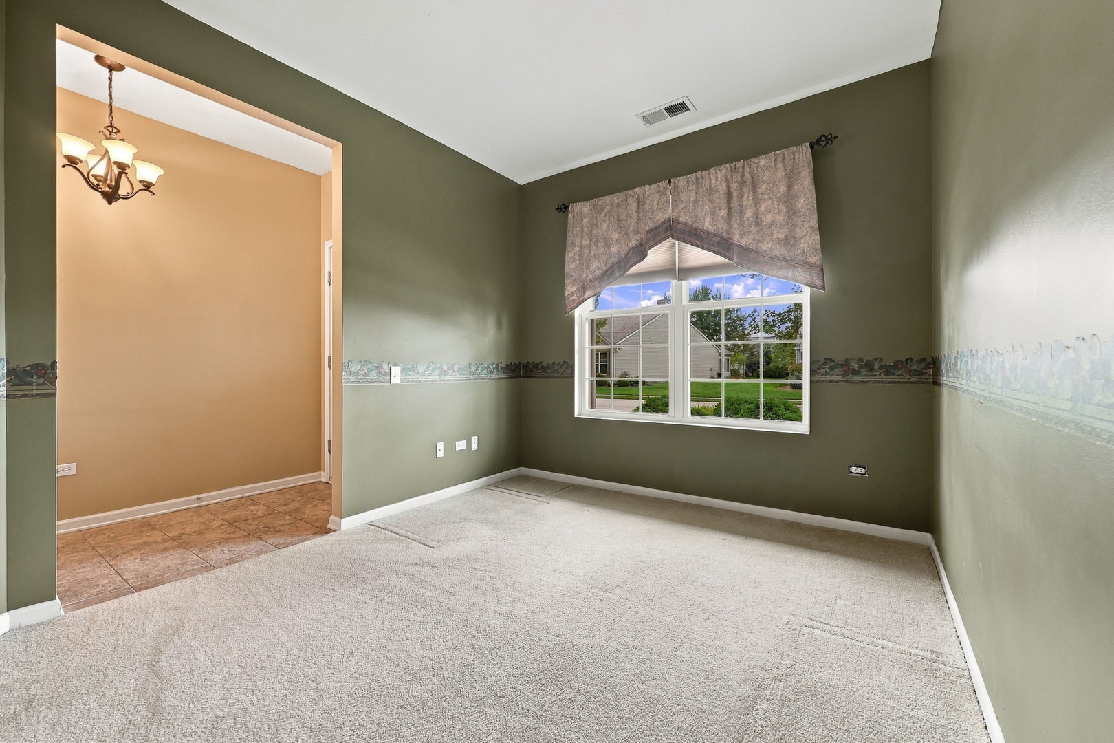 13565 Lehigh Street Property Photo 7
