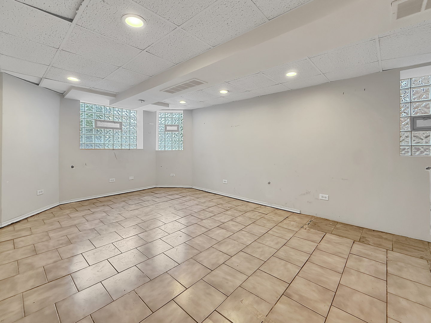 5051 W Berenice Avenue Property Photo 14
