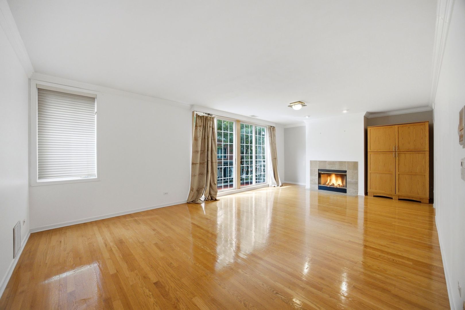 1433 S Prairie Avenue H Property Photo 23