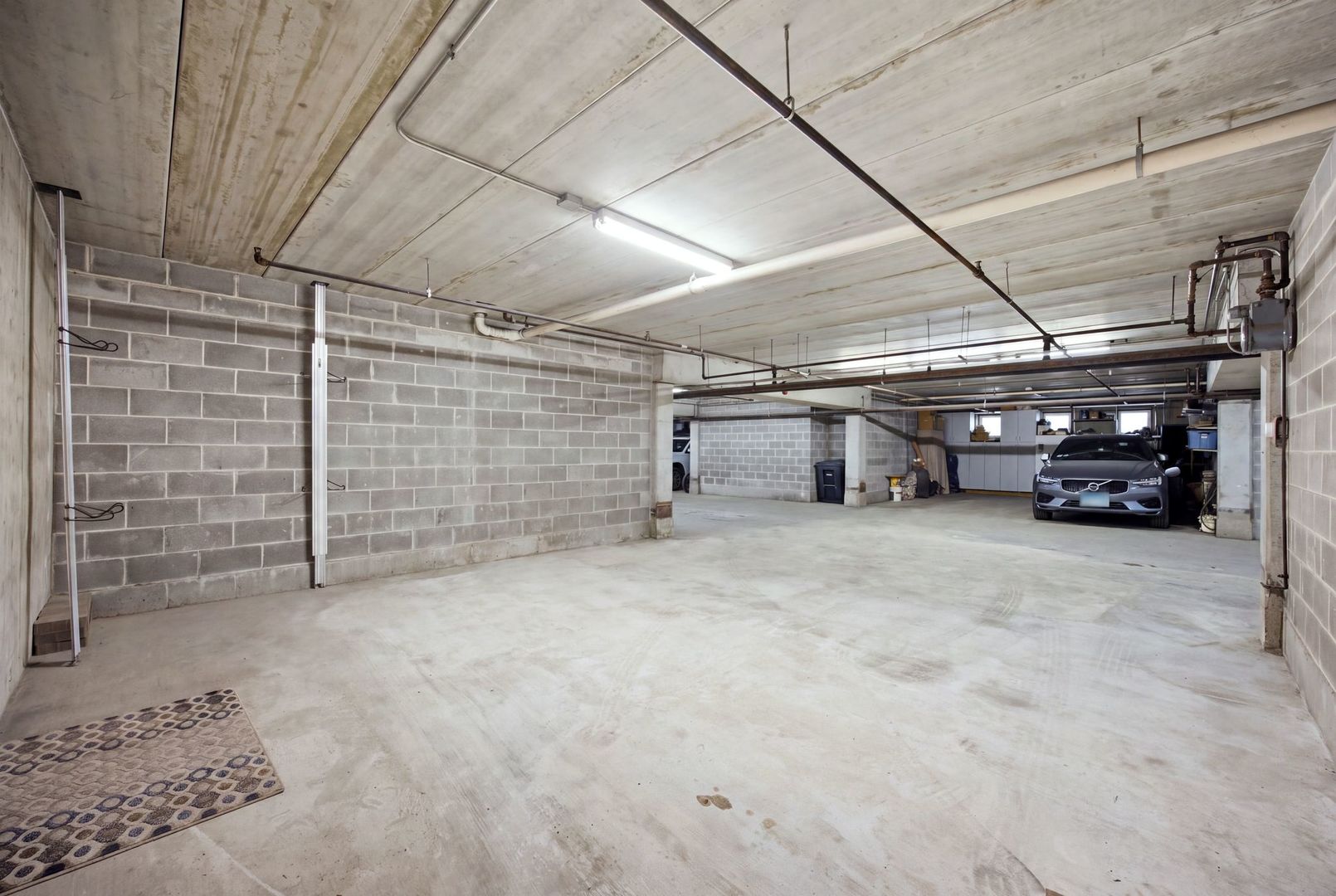 1433 S Prairie Avenue H Property Photo 53