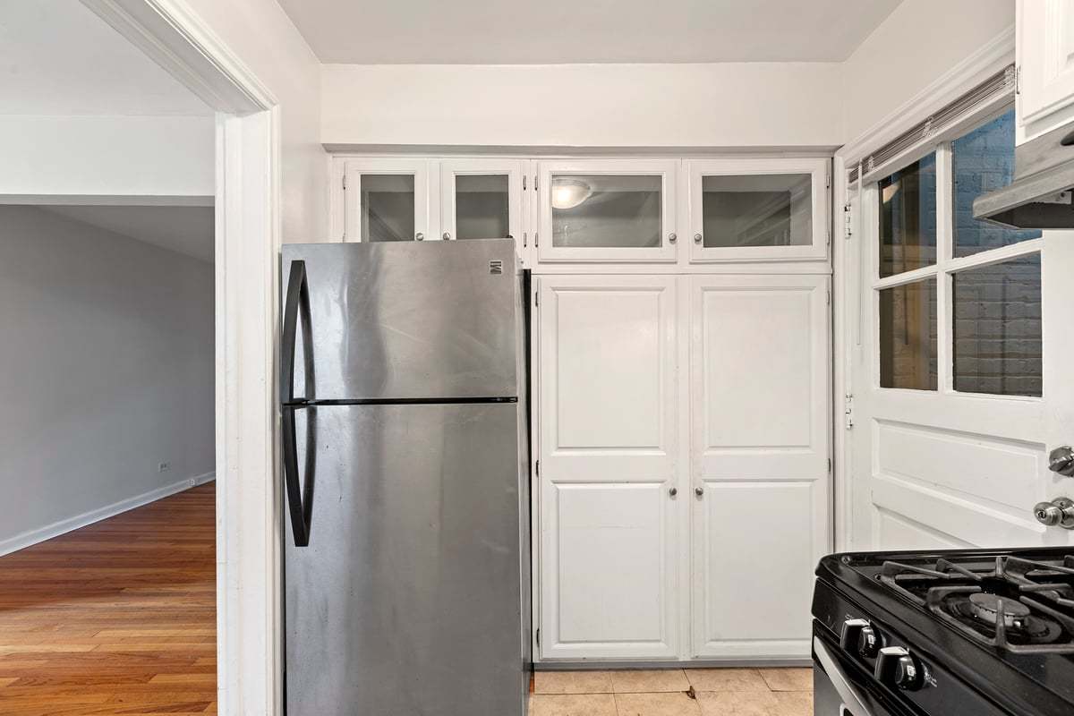 1539 Monroe Avenue 2 Property Photo 7