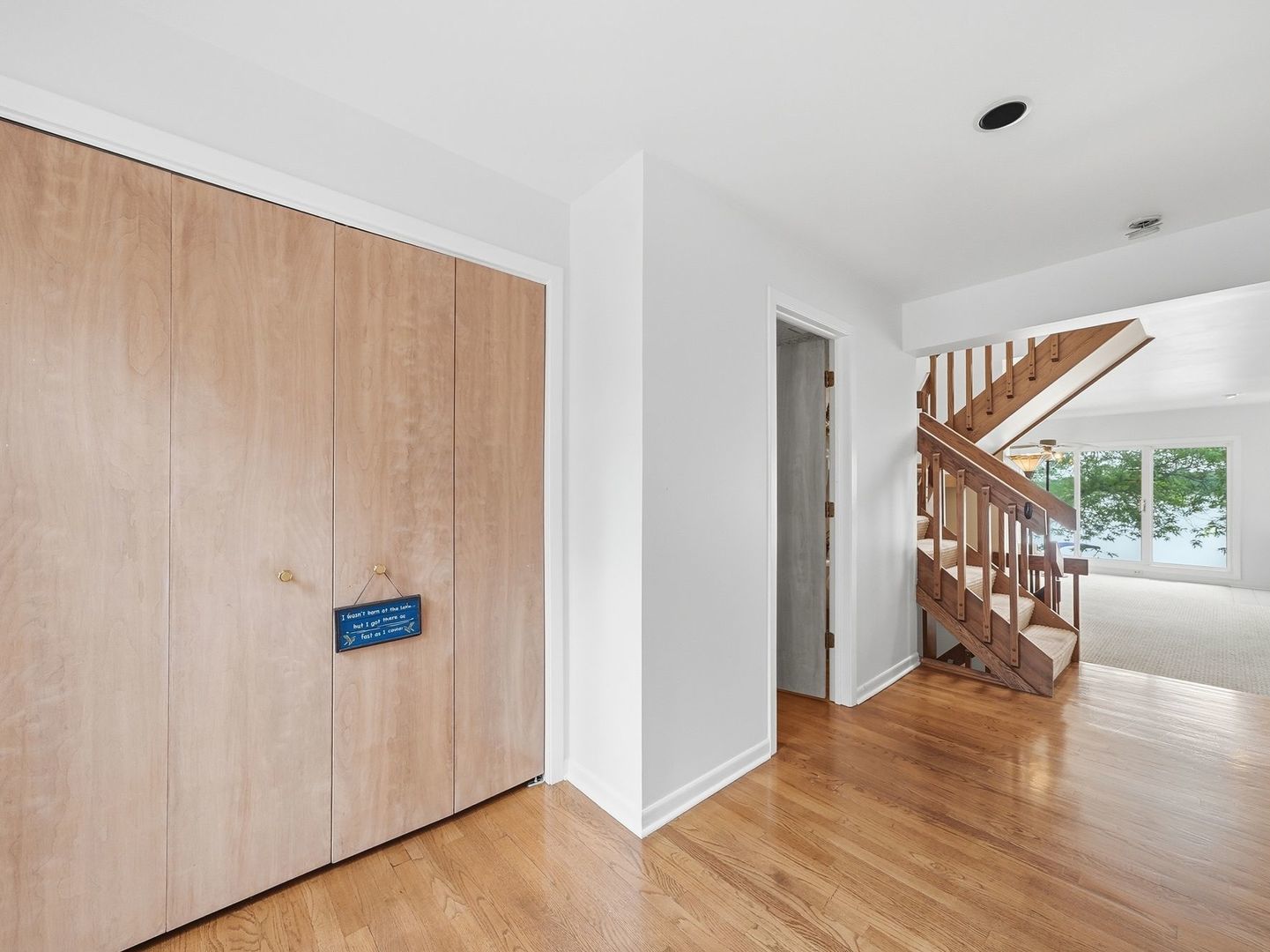 26435 N Ridge Court Property Photo 4
