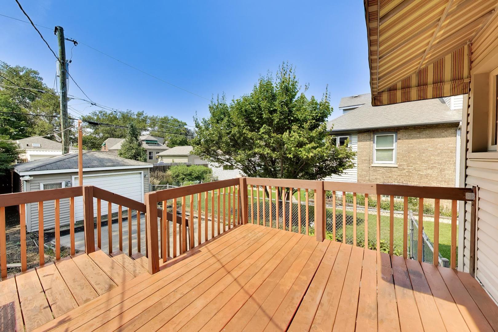 10530 S Leavitt Street Property Photo 36