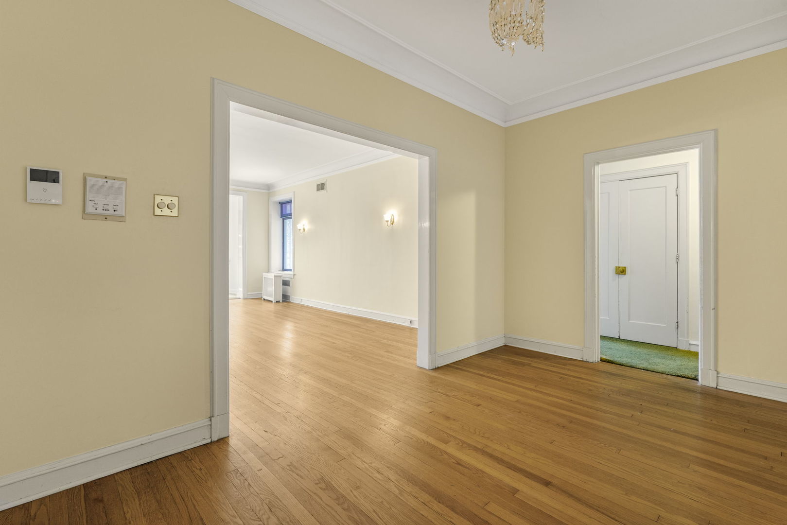 5757 S Kenwood Avenue 1 Property Photo 2