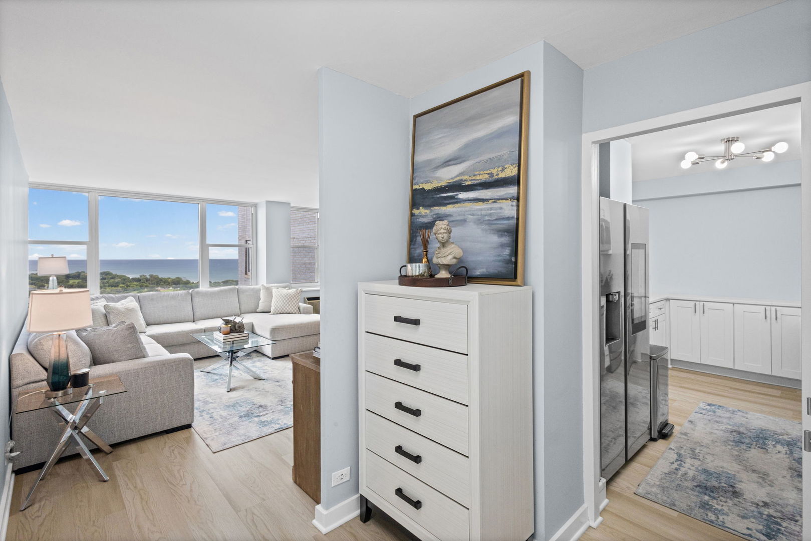 4250 N Marine Drive 2730 Property Photo 8