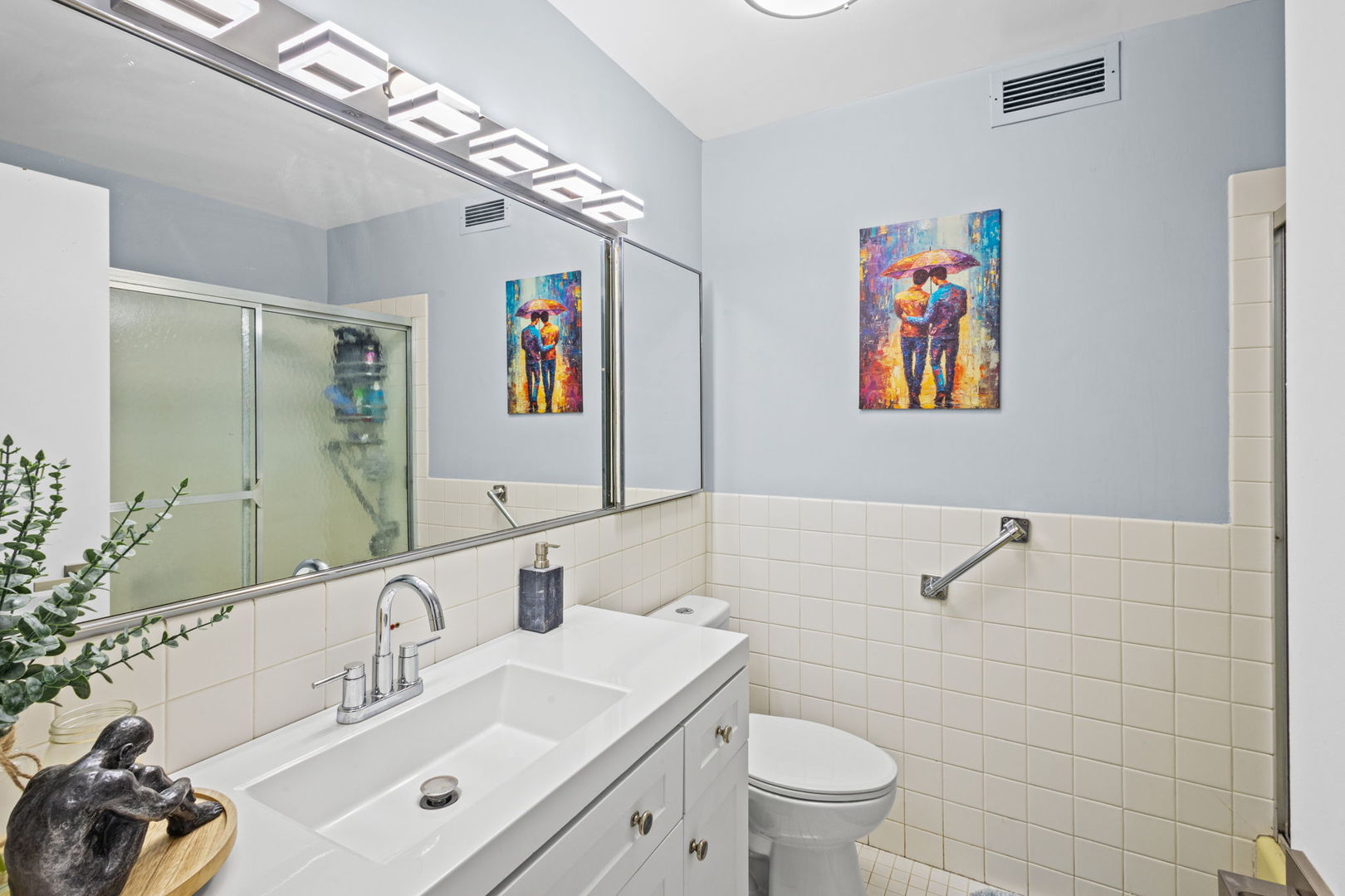 4250 N Marine Drive 2730 Property Photo 12