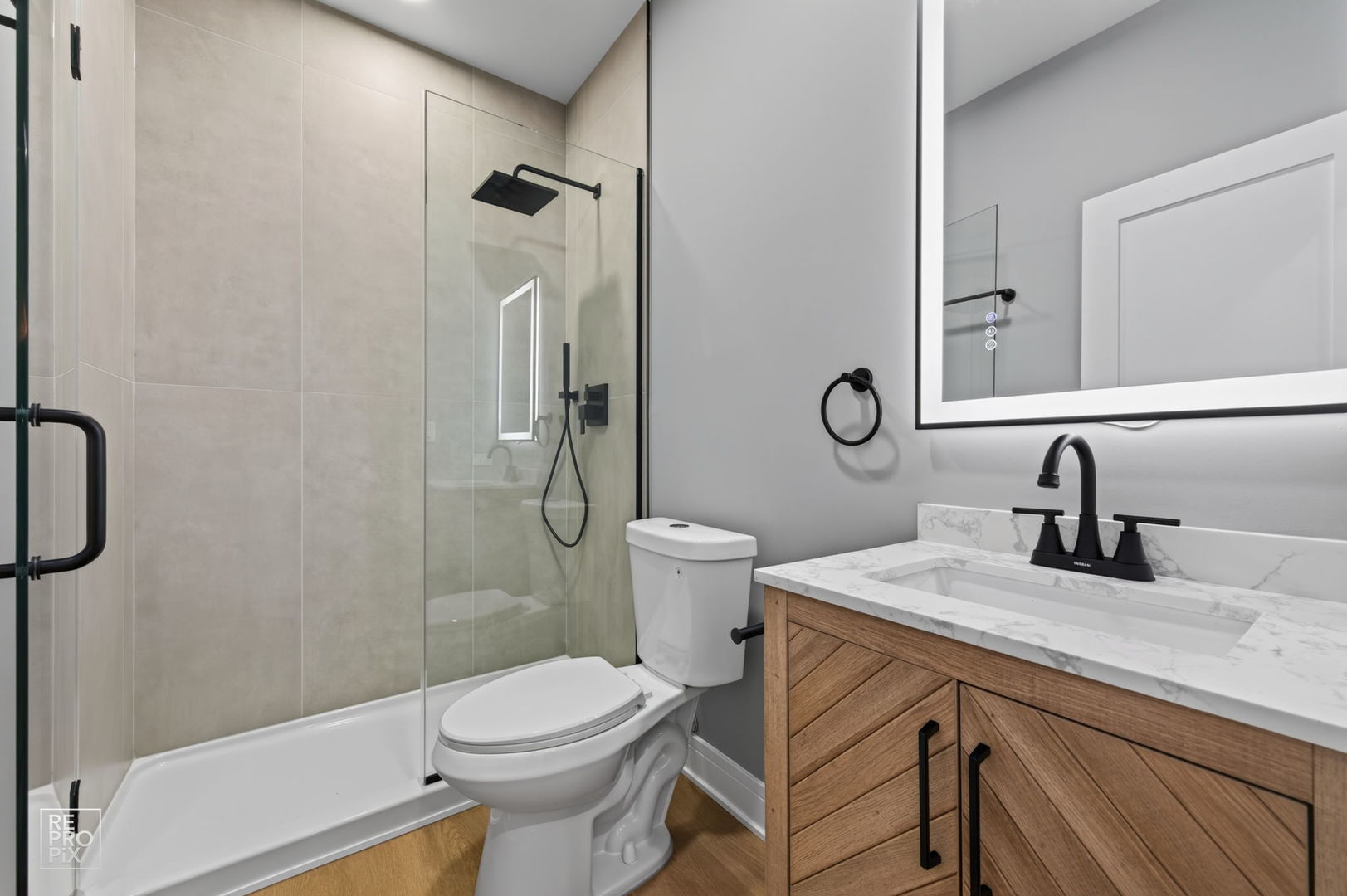 2327 S Homan Avenue 2 Property Photo 3
