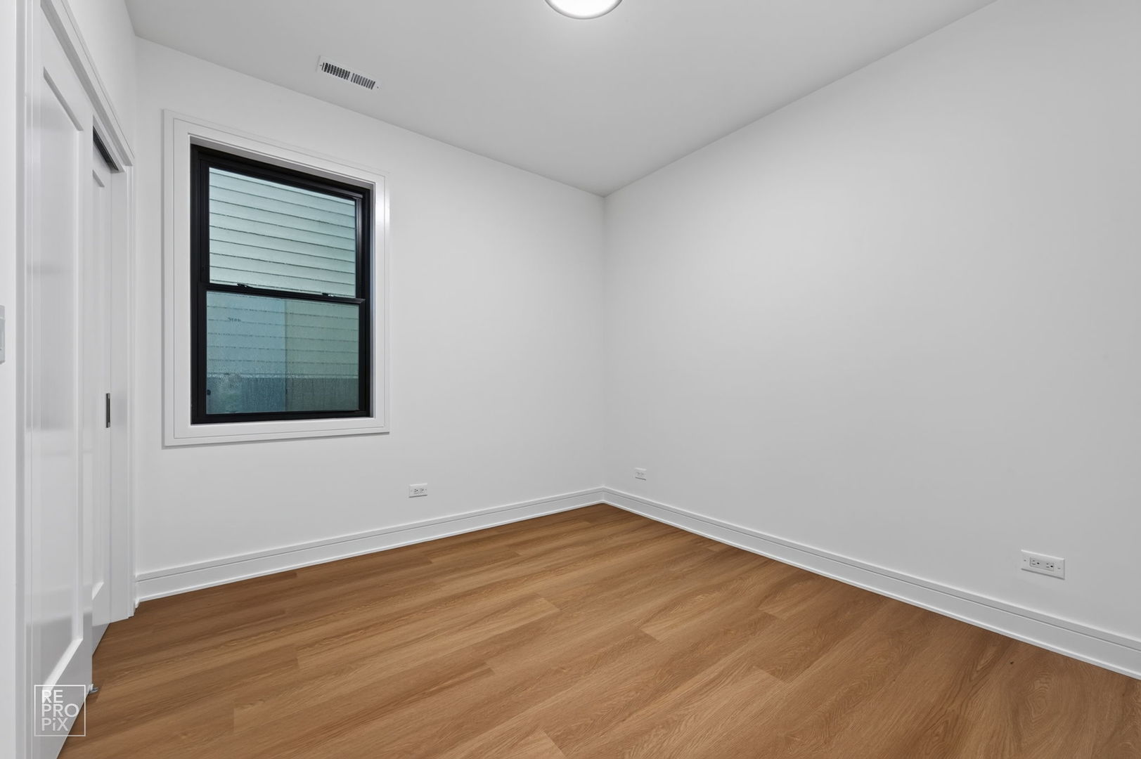 2327 S Homan Avenue 2 Property Photo 6