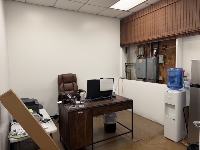 824 E Chicago Street Property Photo 16