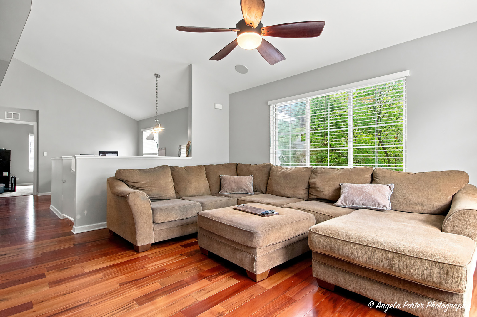 649 S Parkside Drive Property Photo 4