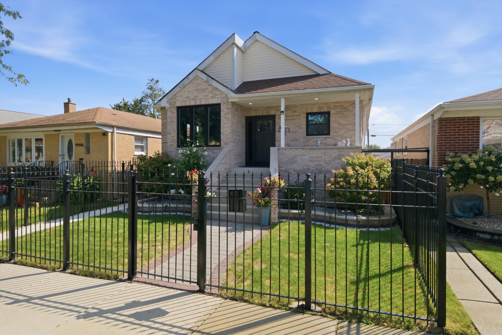 4623 S Kilpatrick Avenue 1 Property Photo 1