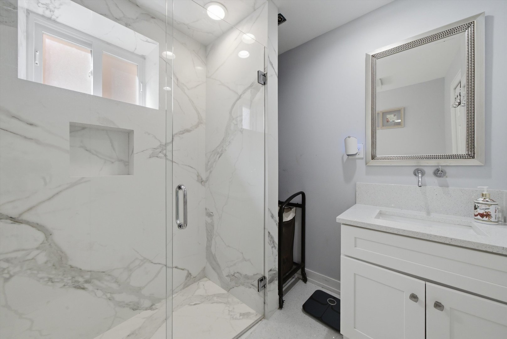 4623 S Kilpatrick Avenue 1 Property Photo 22