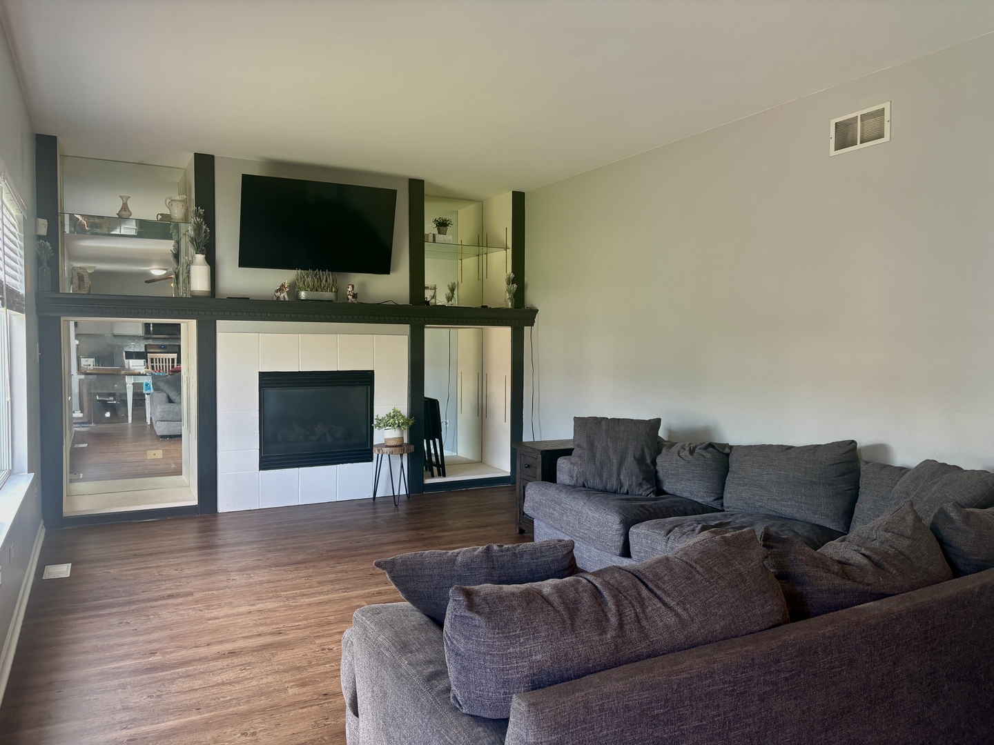 910 Grand Mesa Property Photo 4