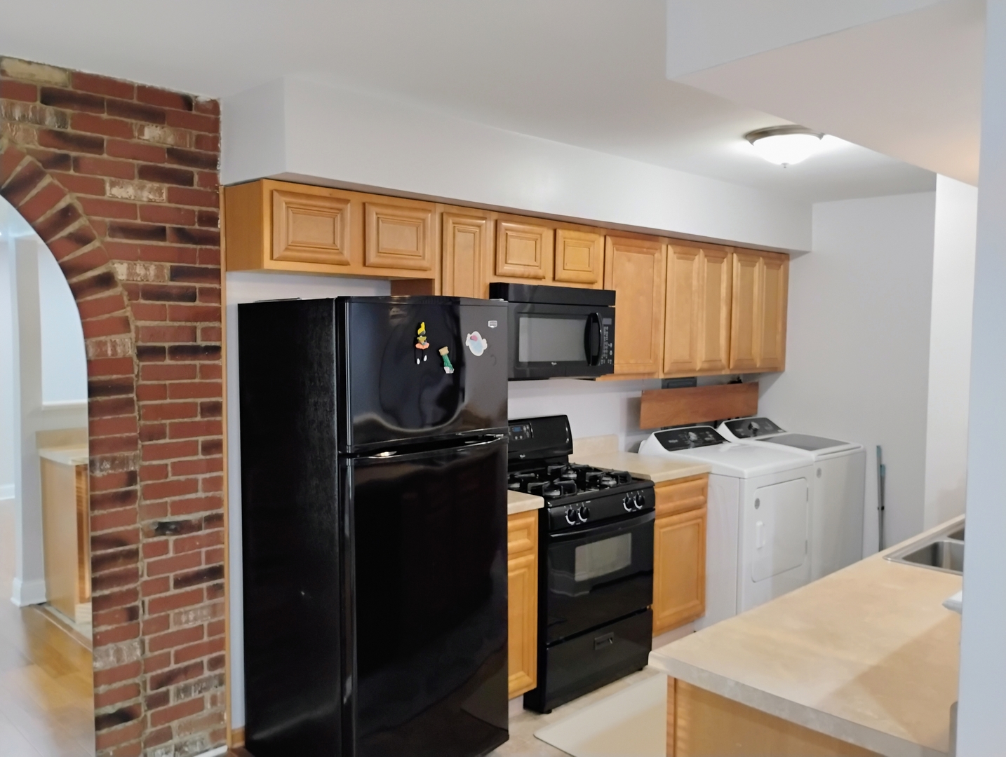 1226 Cove Drive Property Photo 4