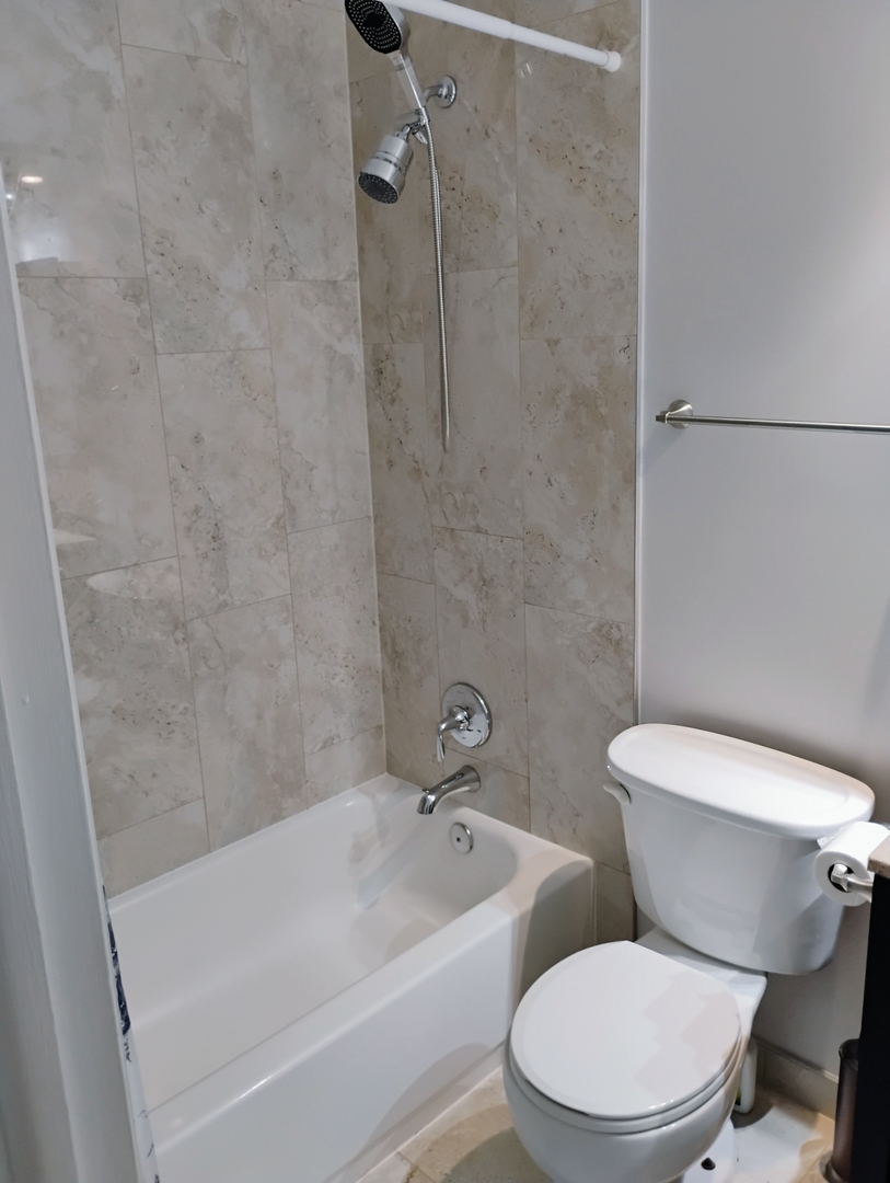 1226 Cove Drive Property Photo 14