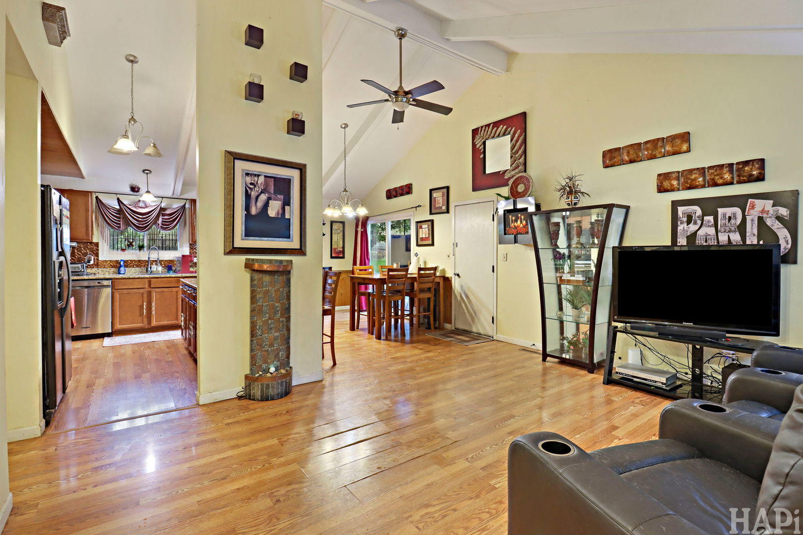 214 Augusta Drive Property Photo 3