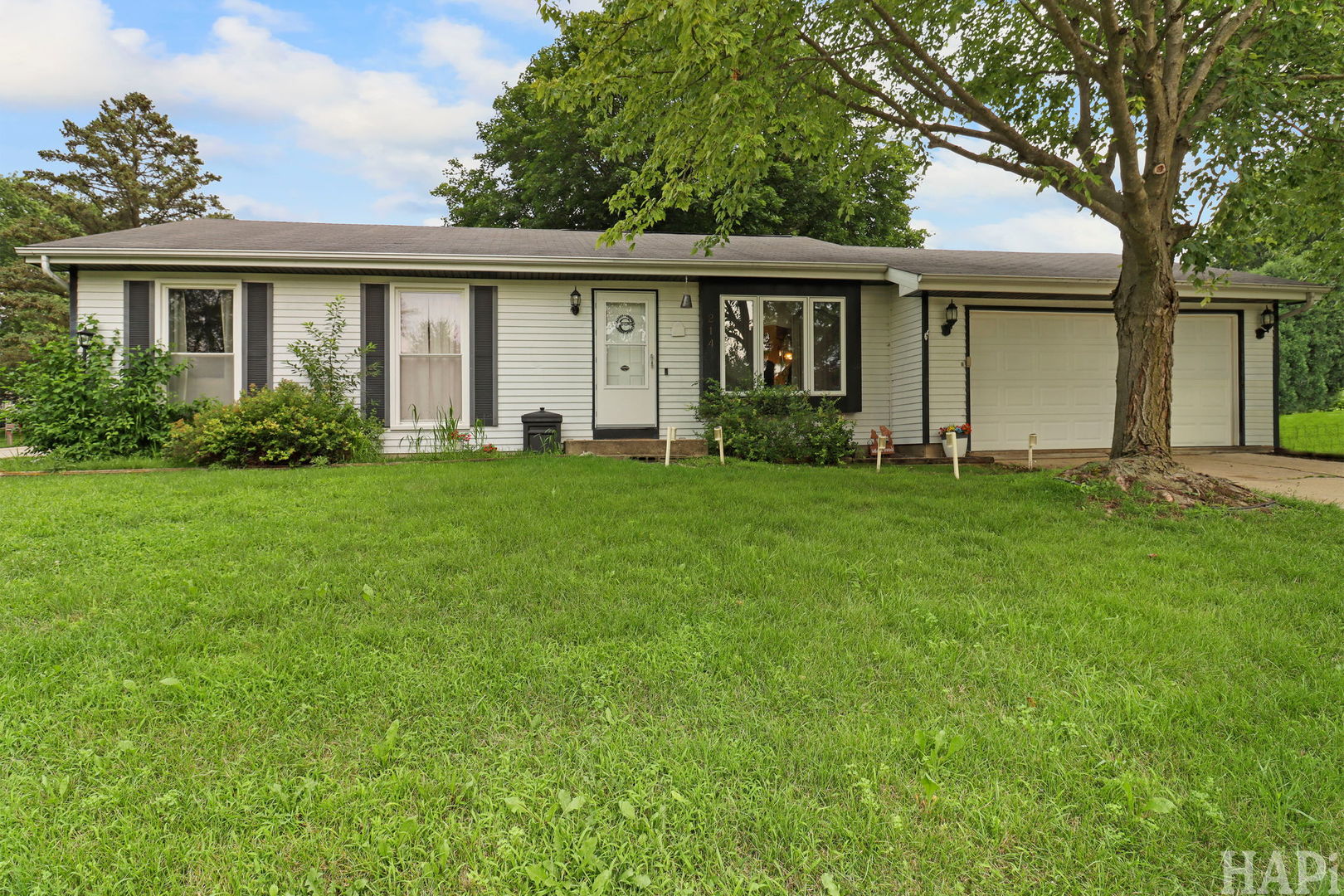 214 Augusta Drive Property Photo 18