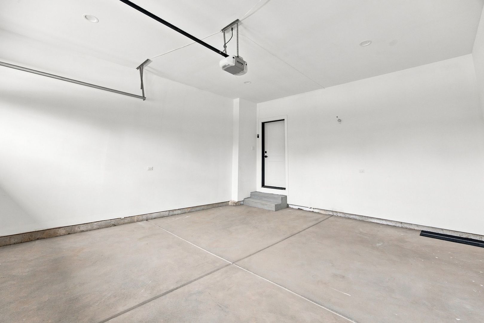 9235 Crescent Court Property Photo 37