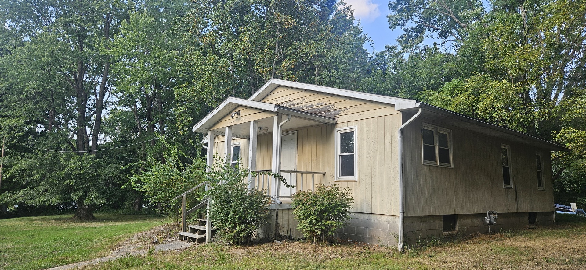 240 Raccoon Valley Road Property Photo 4