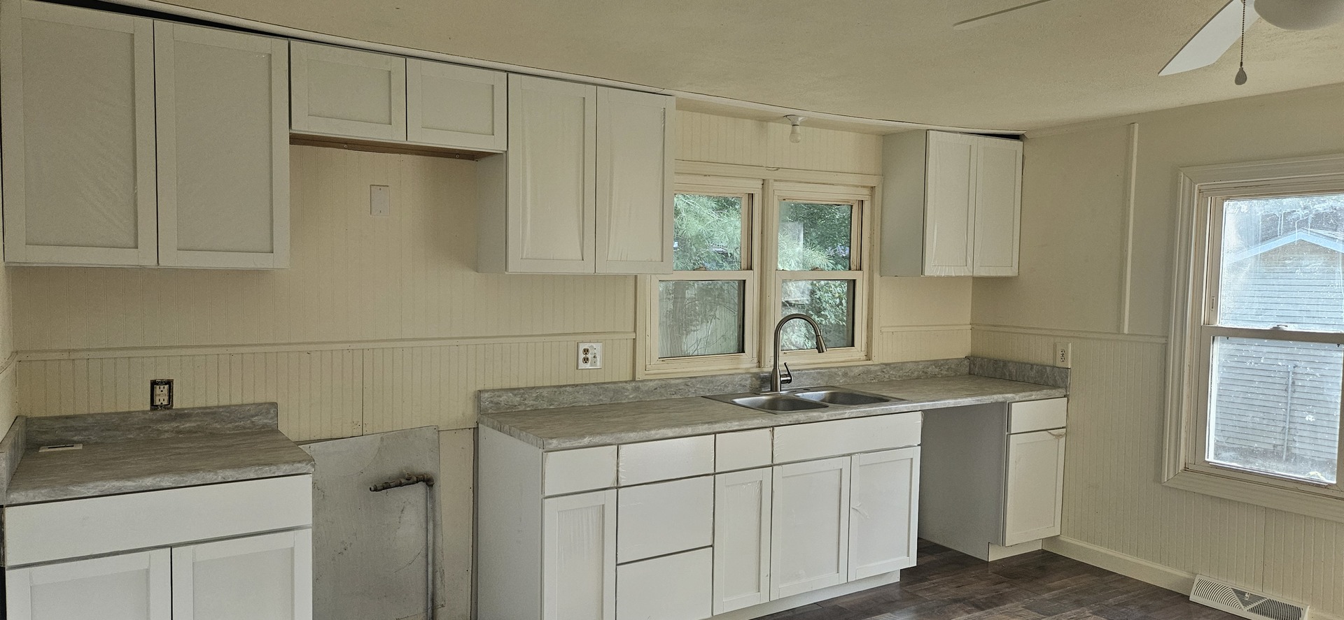 240 Raccoon Valley Road Property Photo 15